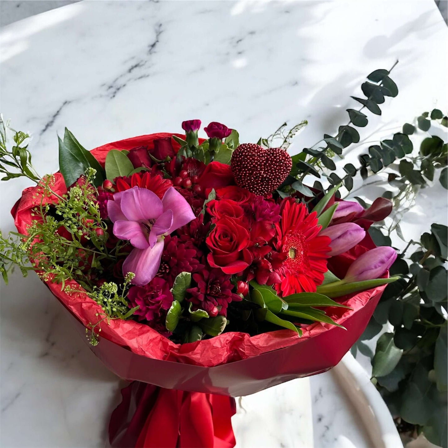 Romance Red - Luxury Bouquet